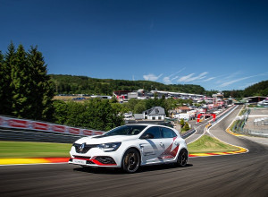  Renault Megane R.S. Trophy-R   